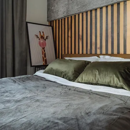 Larimar *